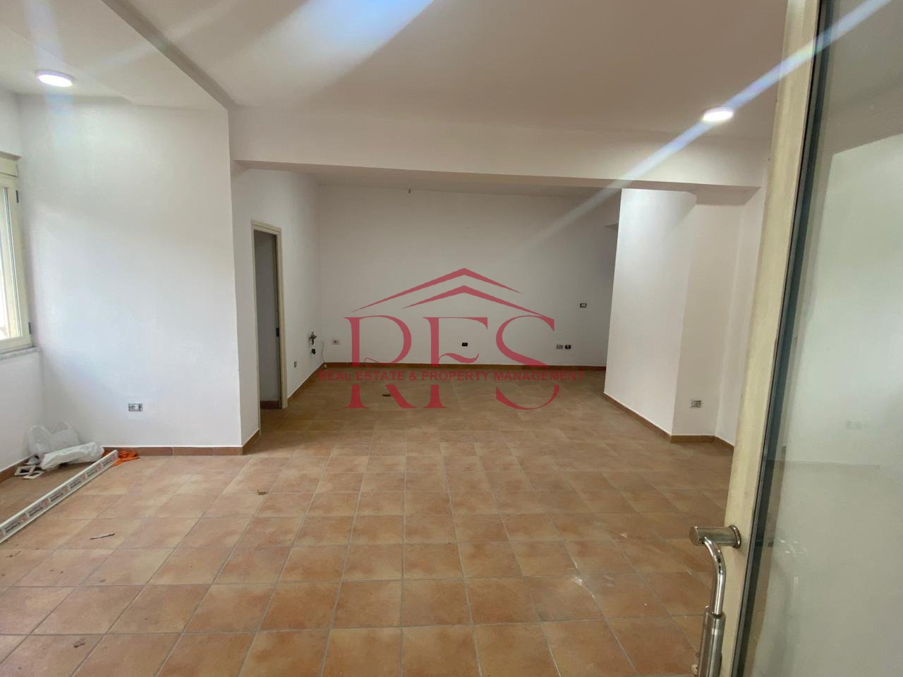 Shop for rent (Vasil Shanto)