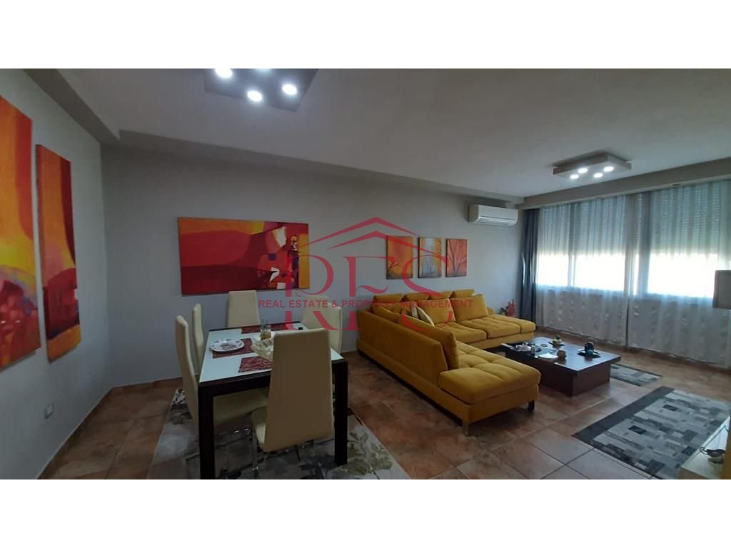 Gallery 01