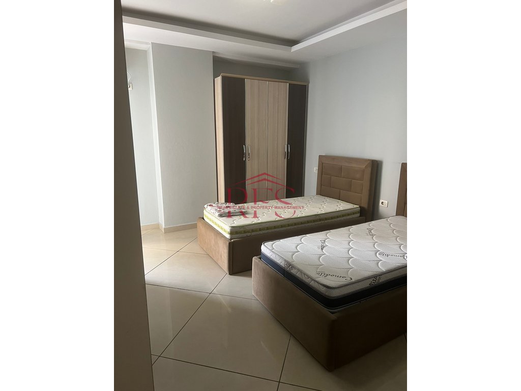Gallery 01