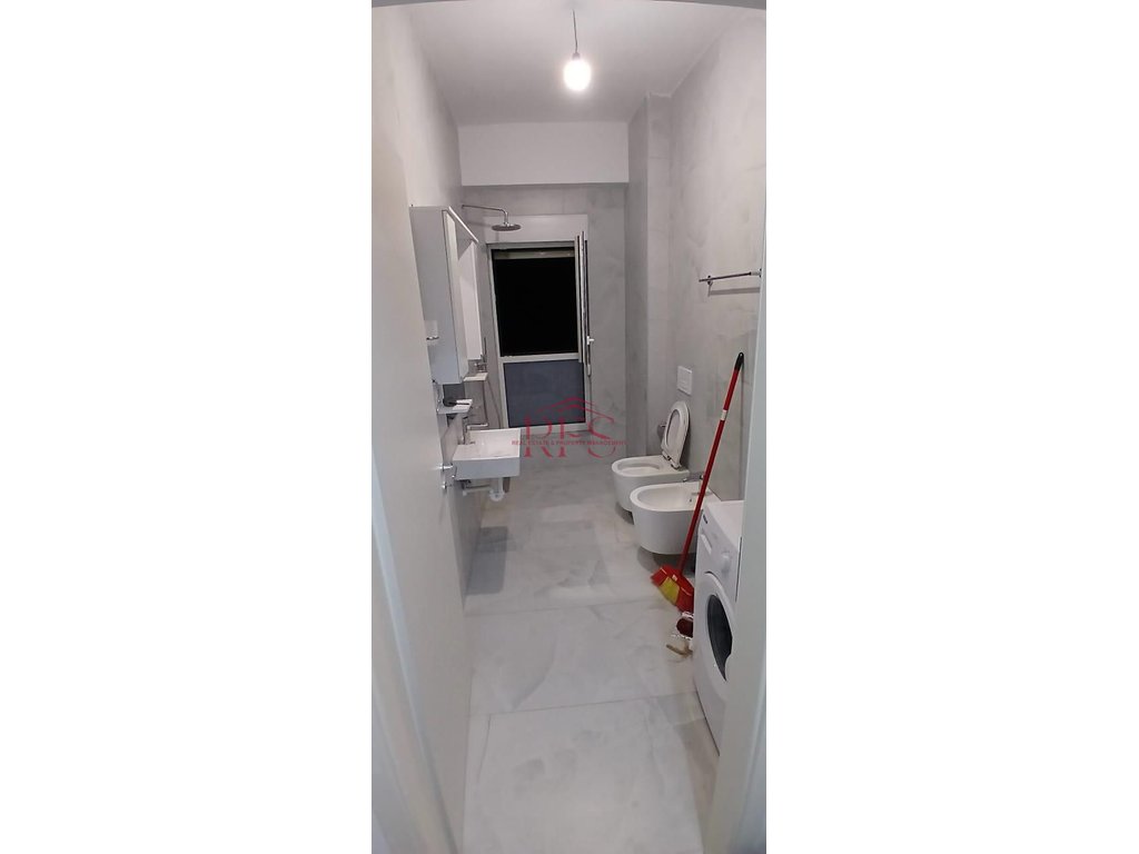 Gallery 01