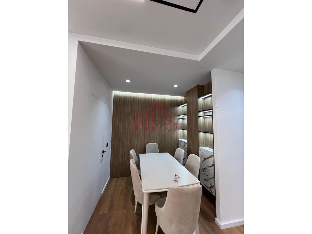 Gallery 01