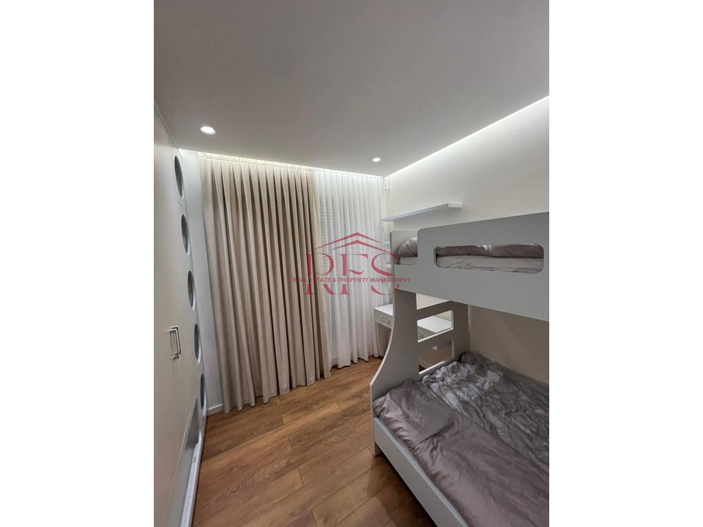 Gallery 01