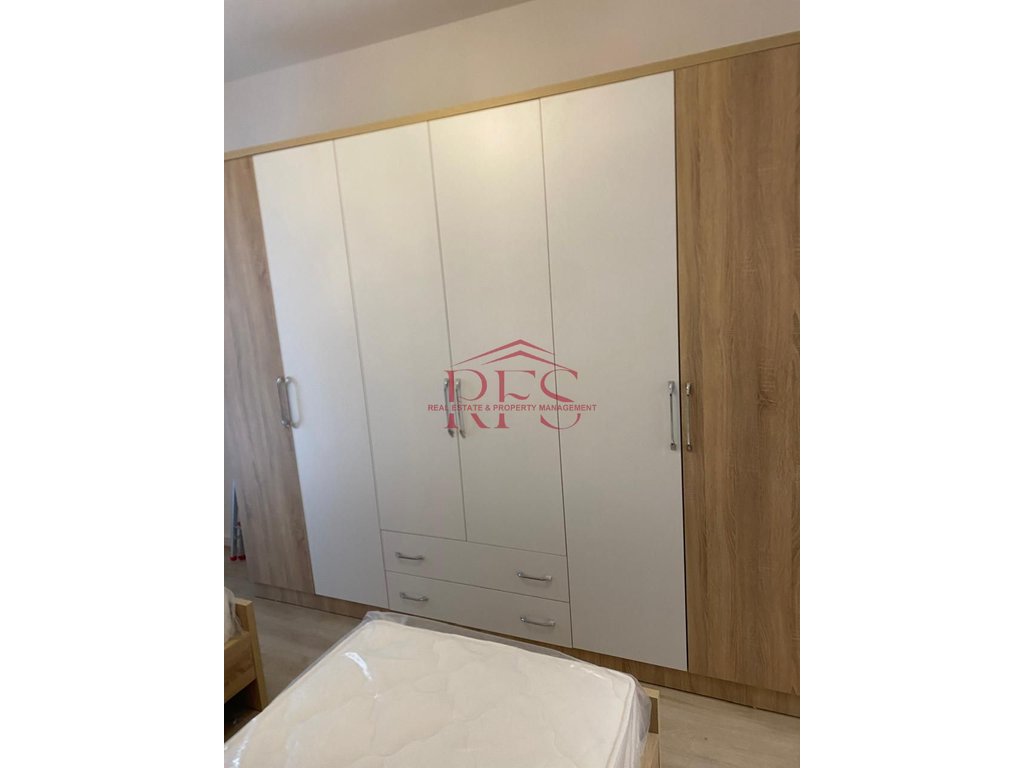 Gallery 01