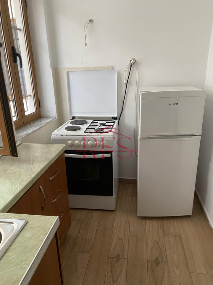 📍 Ingresso privato in affitto 2+1 – Via Elbasan