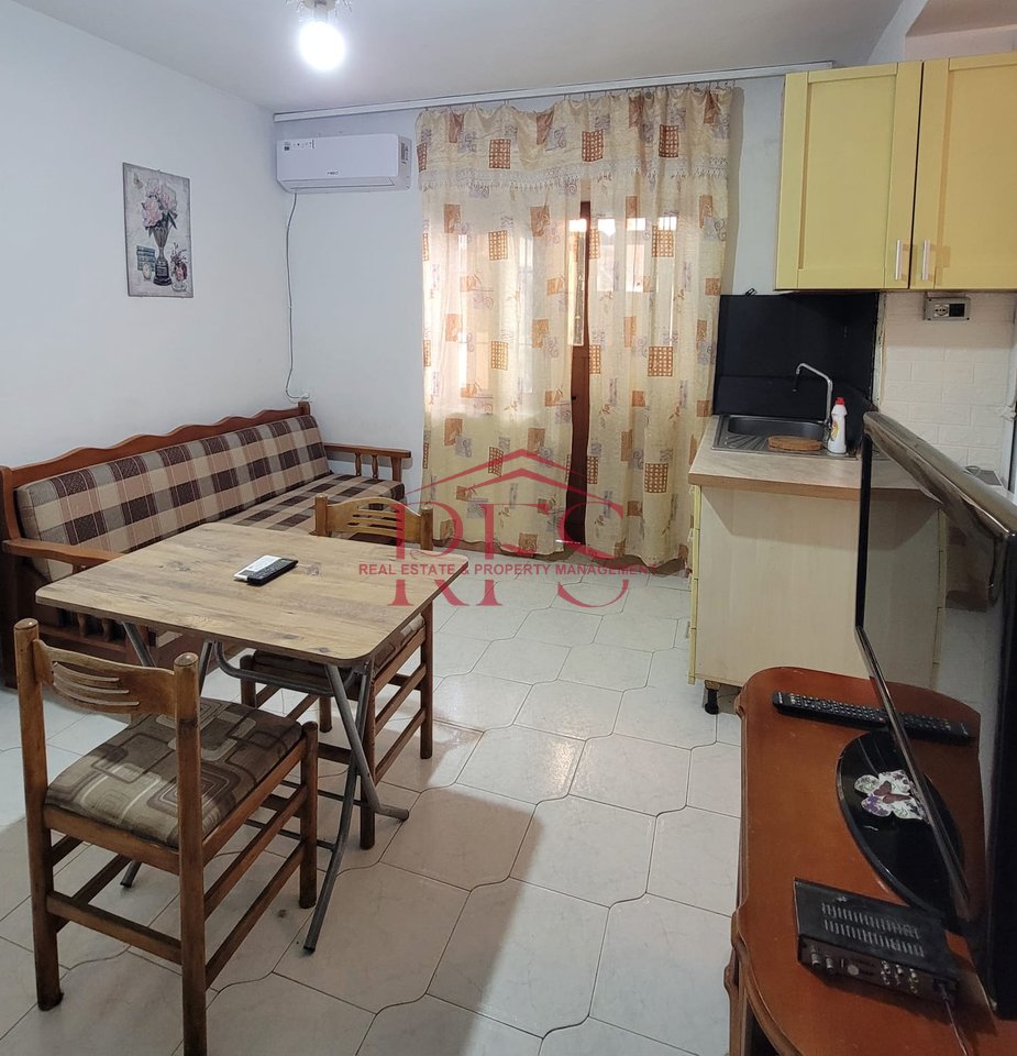 📌 Monolocale in affitto – Xhamllik / Congresso di Manastir