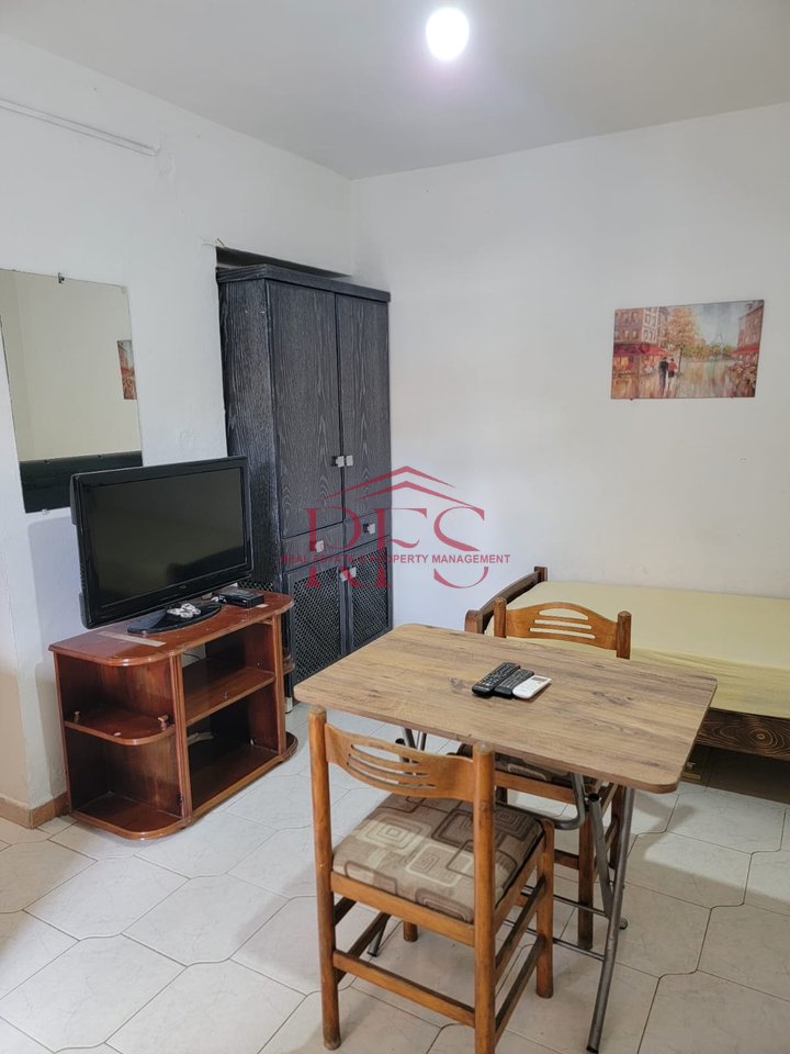 📌 Monolocale in affitto – Xhamllik / Congresso di Manastir