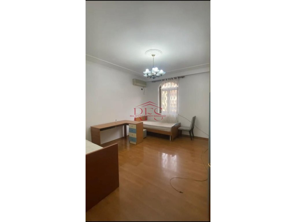Gallery 01