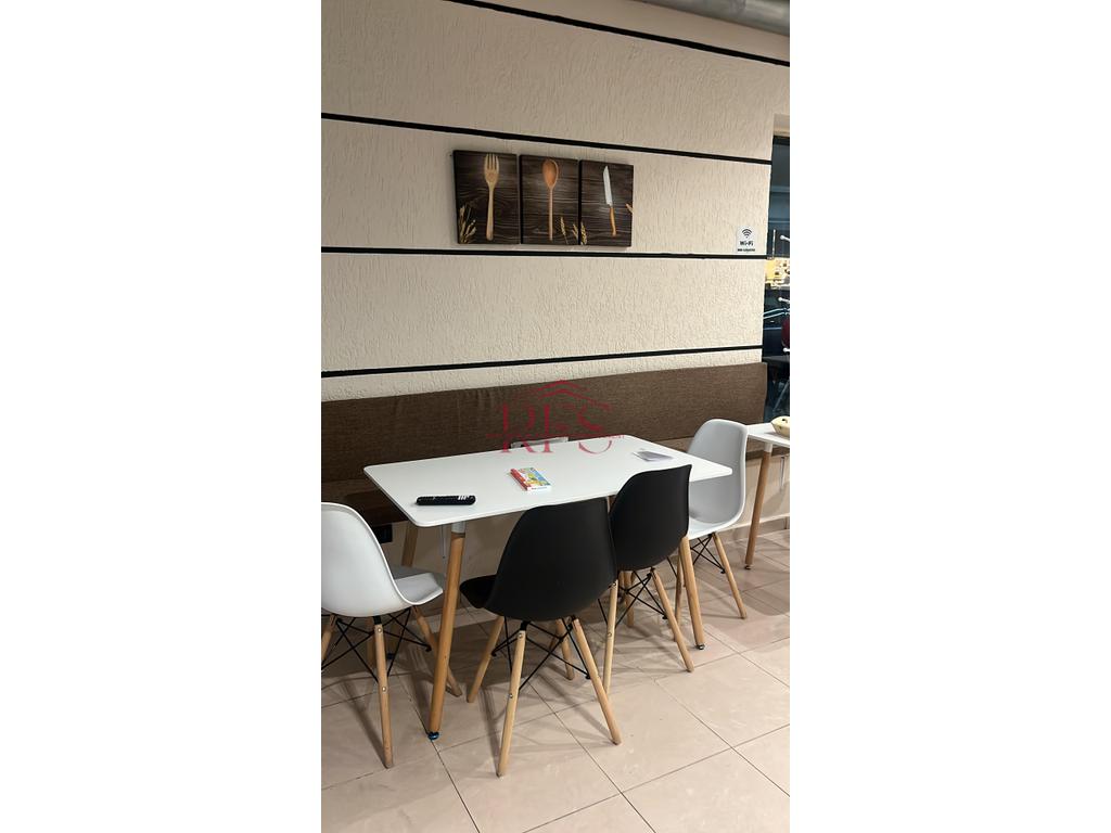 Gallery 01