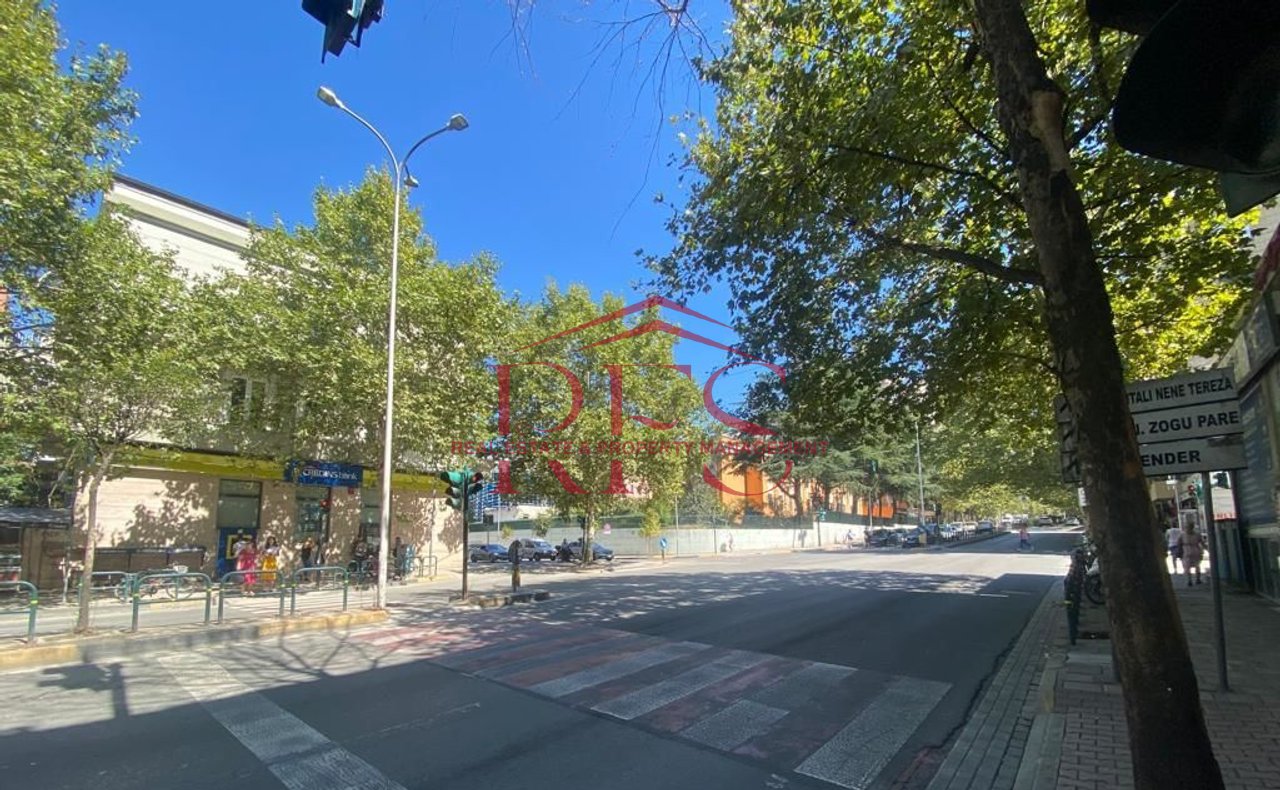 📍 Business premises for rent – First line on the Ring Road, Asim Vokshi Street