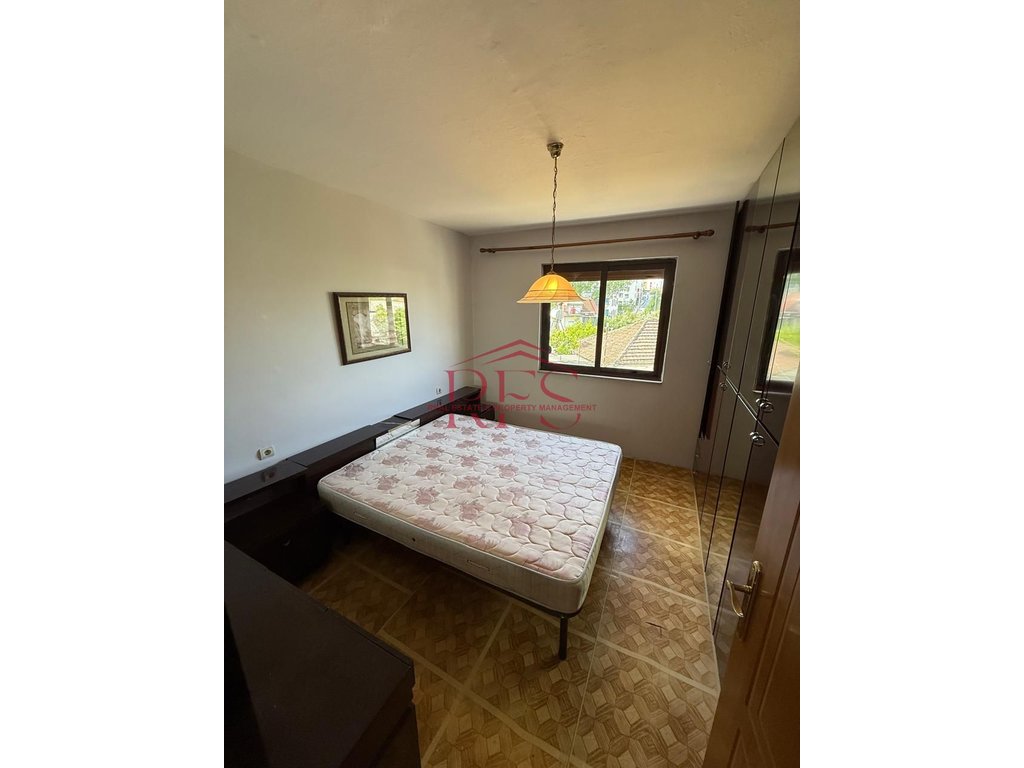 Gallery 01
