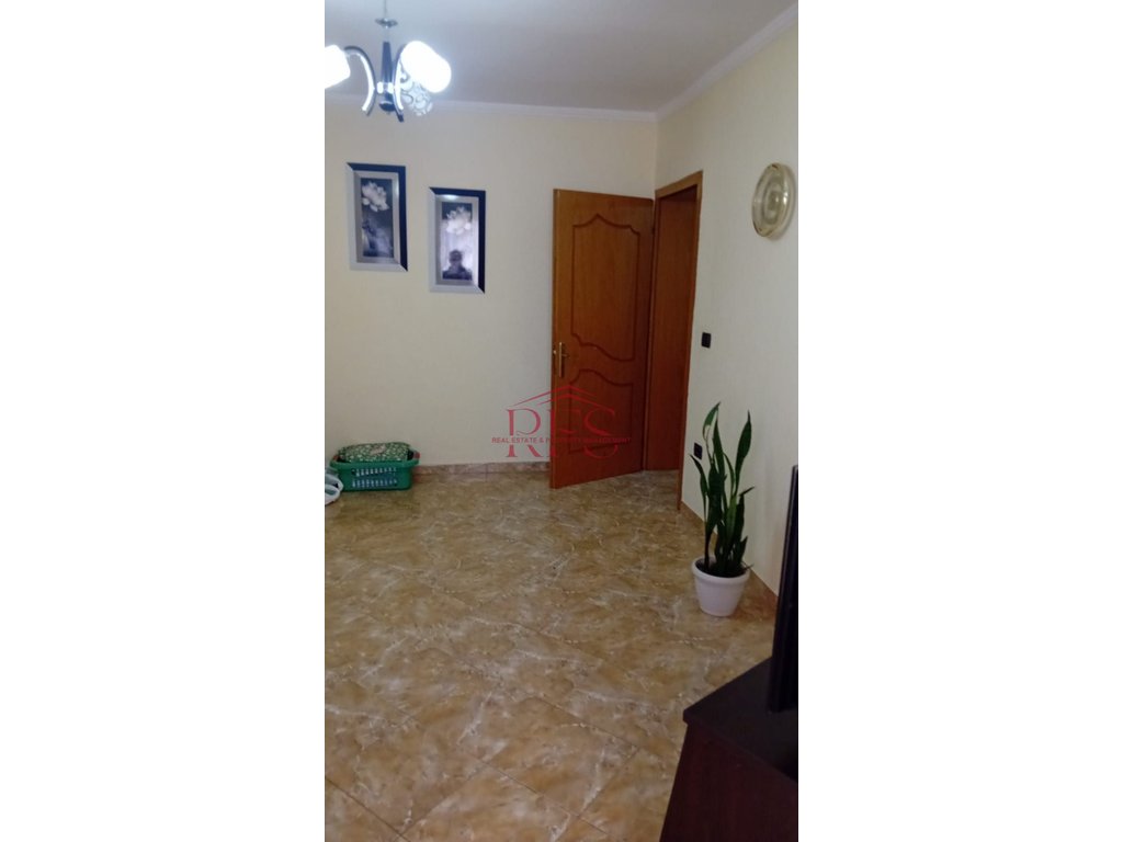 Gallery 01