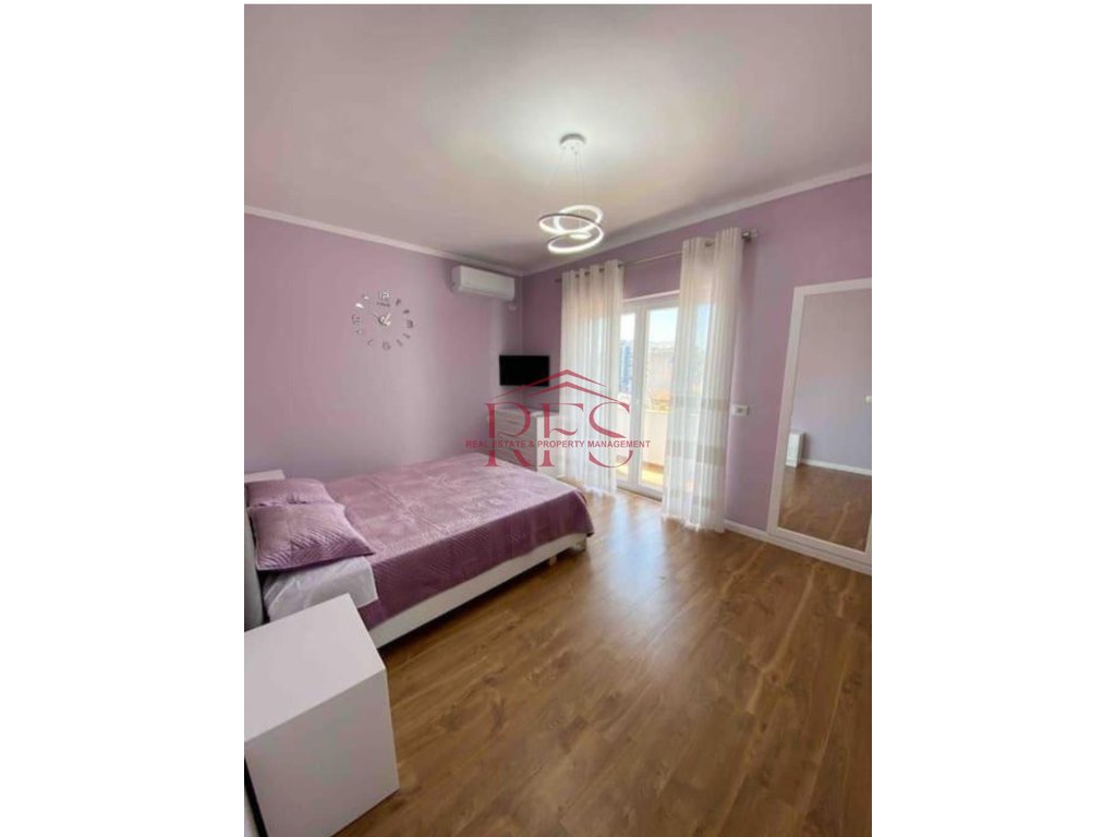 Gallery 01