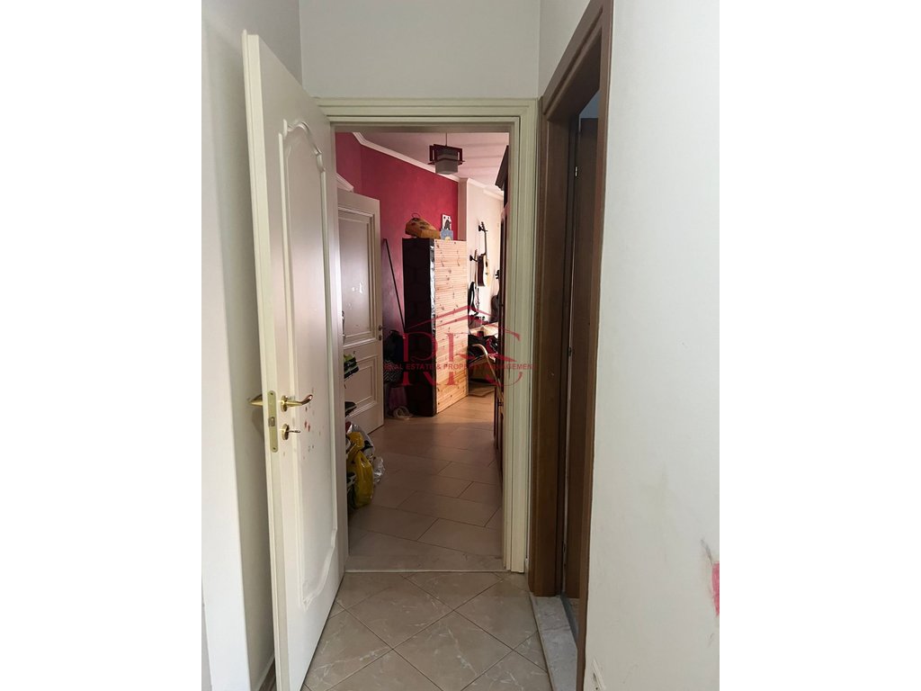 Gallery 01