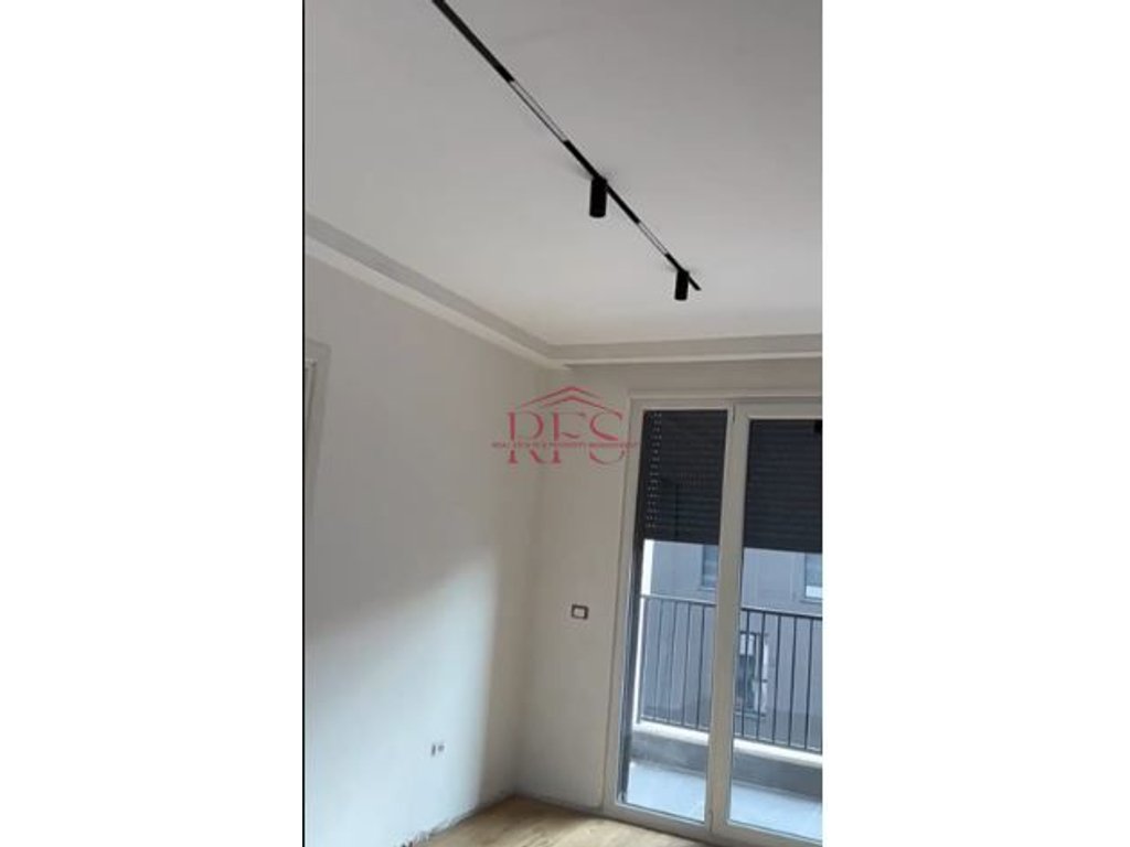 Gallery 01
