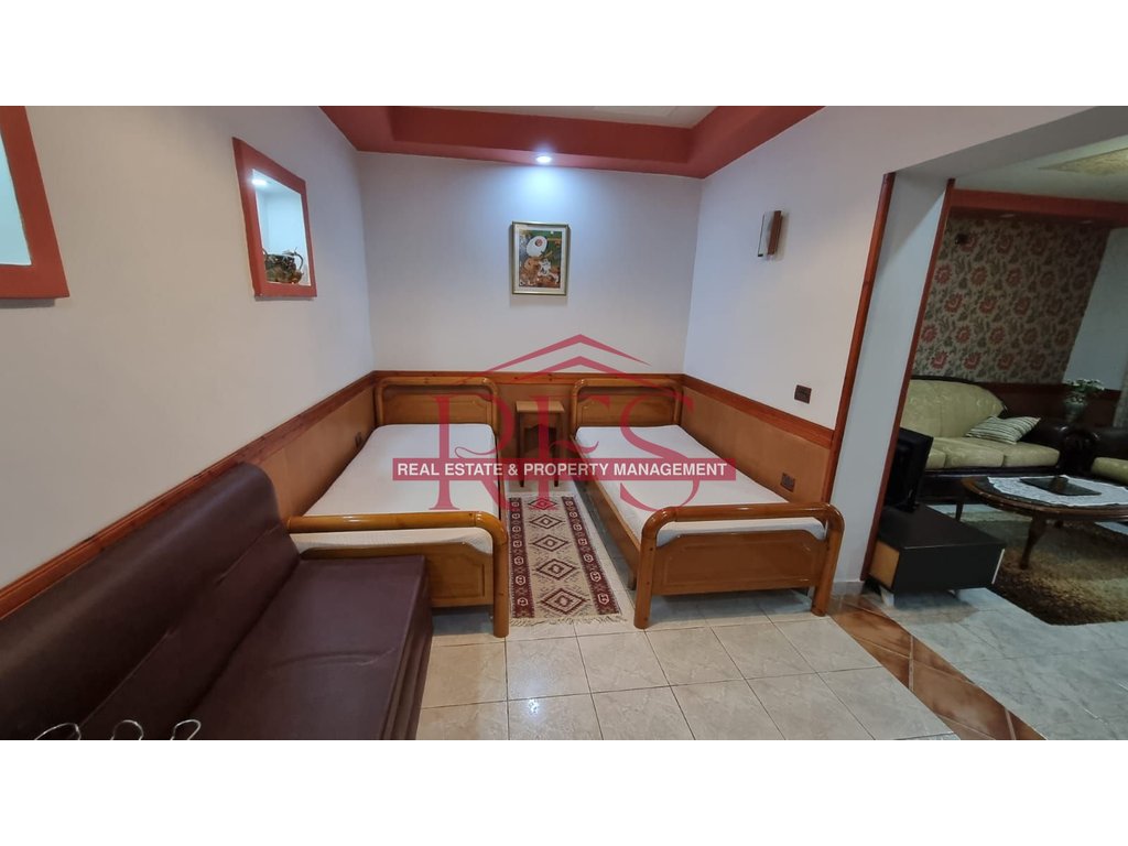 Gallery 01