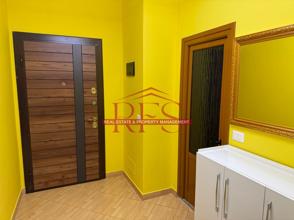 Gallery 01