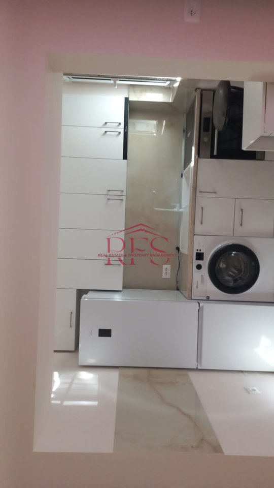 📍 Adresa: Bulevardi Zogu I, Kat i Parë
🏠 Qira – Apartament pranë Min.Drejtesise 1+1