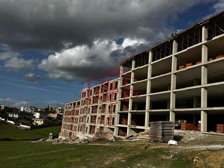 📢 Paskuqan Shitet Super Apartamenti 2+1 me Super Cmim