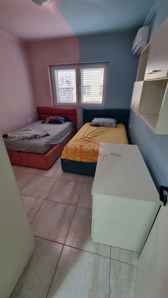 🏠 Jepet me qira apartament 2+1, pranë Ambasadës Amerikane