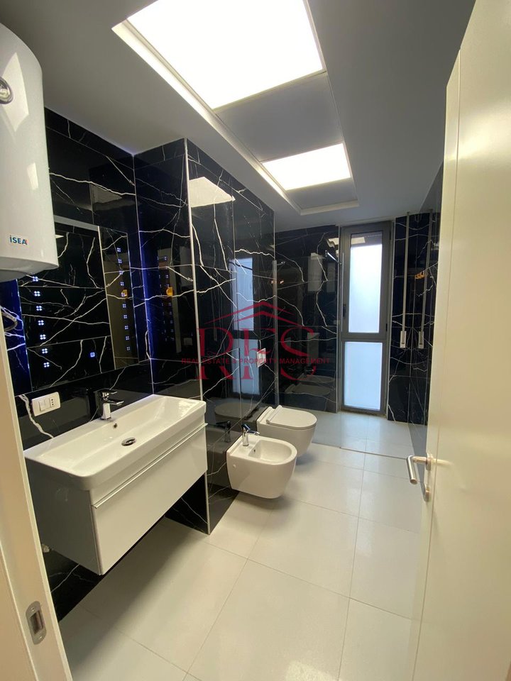 🏡 Jepet me Qira Apartament 2+1+2 në Don Bosko ne  Tiranë