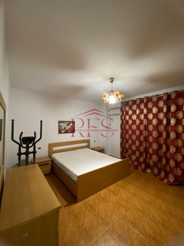 ✅ SUPER APPARTAMENTO 2+1+2 CON BALCONE IN AFFITTO A BLLOK NEL CUORE DI TIRANA