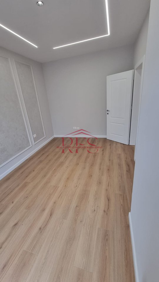 ASTIR – Shitet Apartament 1+1 pranë Vila L!