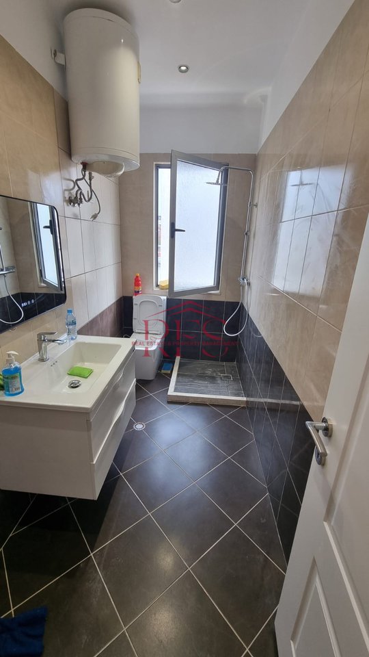 ASTIR – Shitet Apartament 1+1 pranë Vila L!