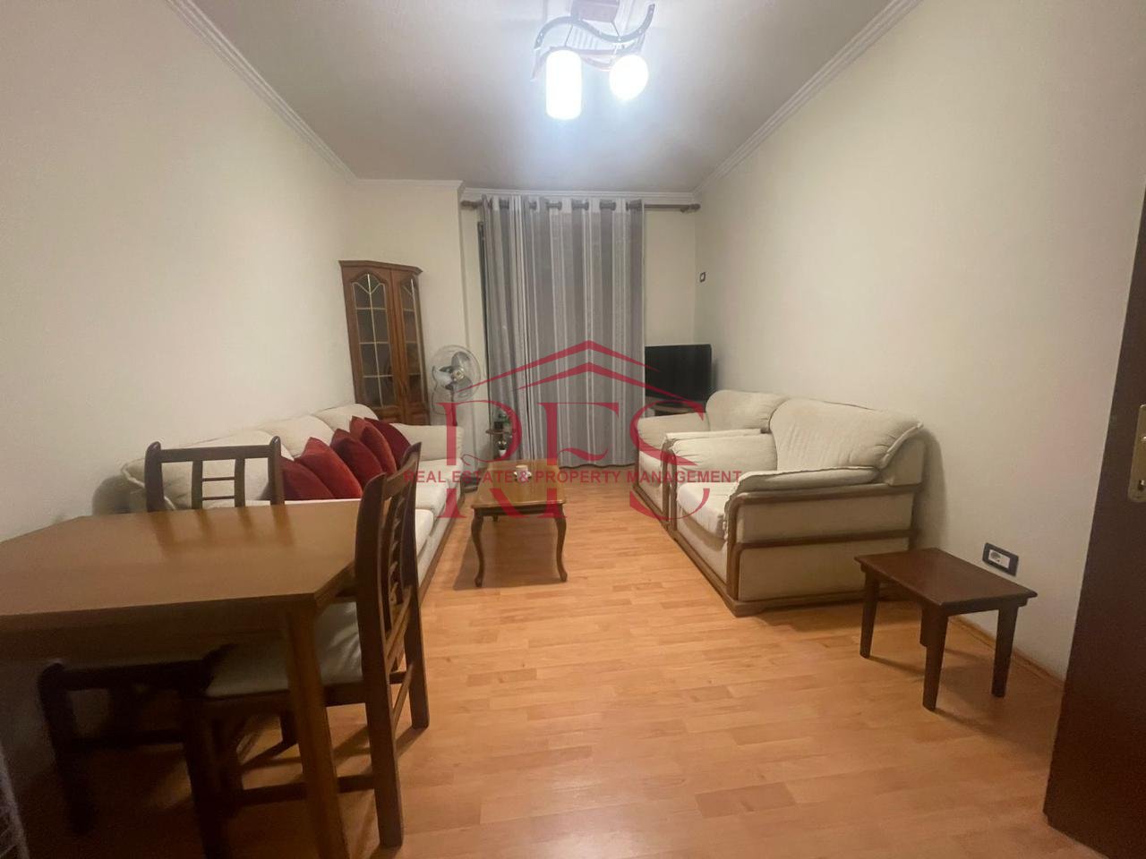 1+1 apartment, with elevator 450
By the river near the court, Myslym Shyri