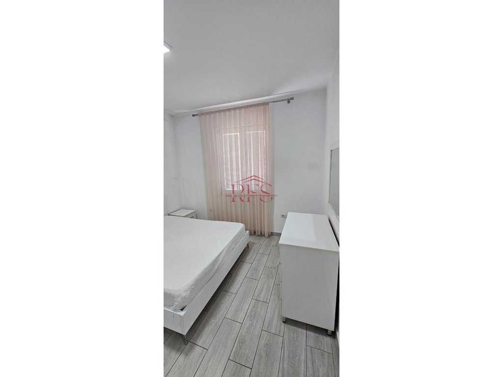Gallery 01