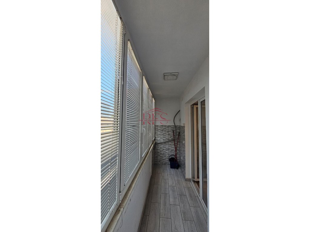 Gallery 01