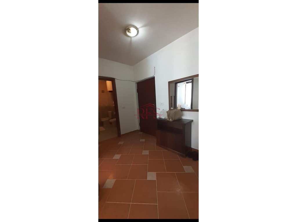 Gallery 01