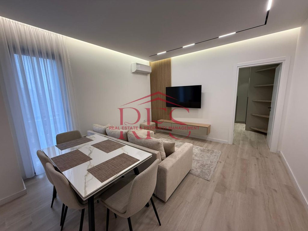 Gallery 01
