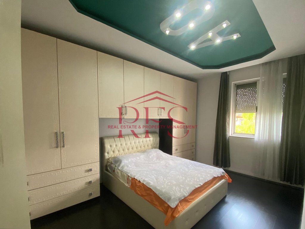 Gallery 01