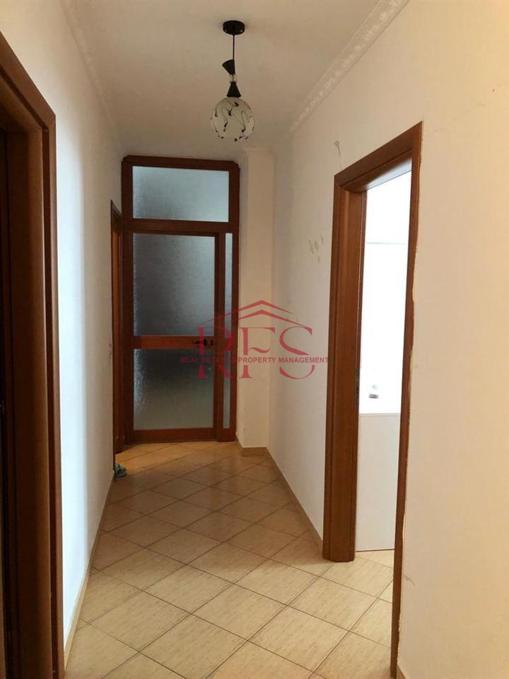 🏠 Apartment 2+1+2 for rent, 550  
📍 5 Maji Street, ARELA Buildings, Tirana