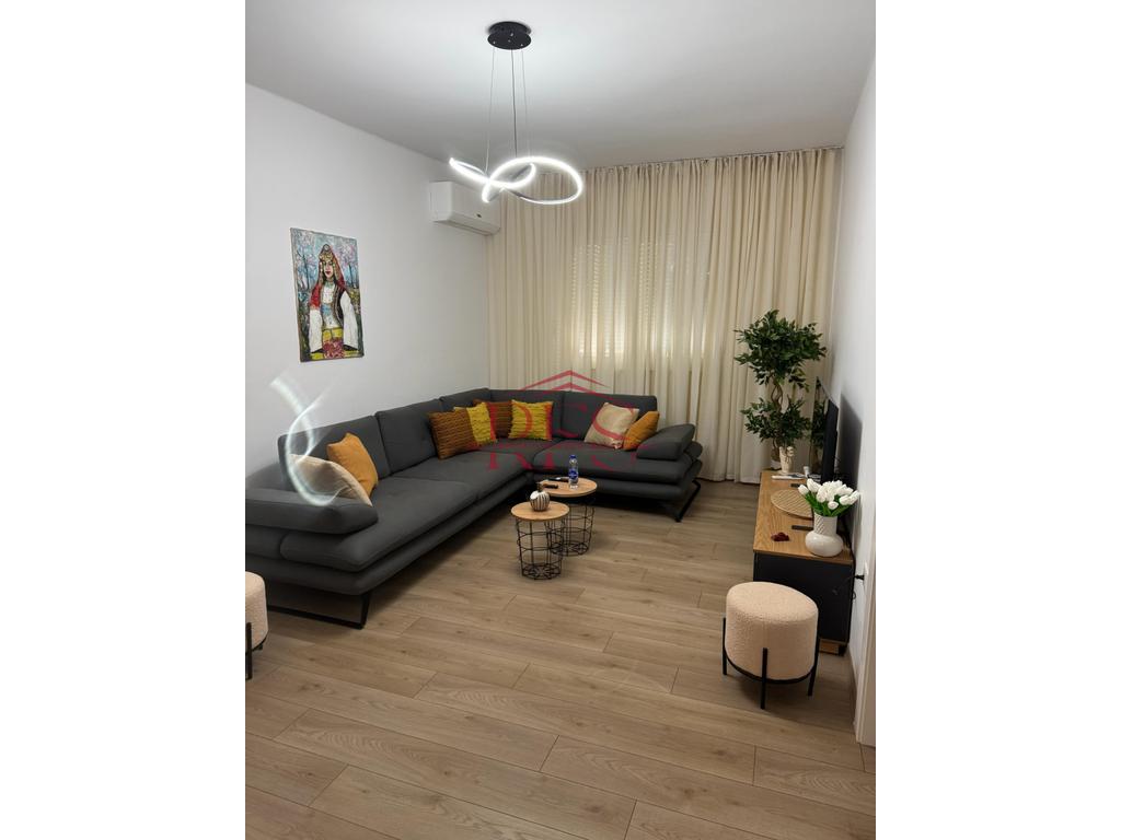 Gallery 01