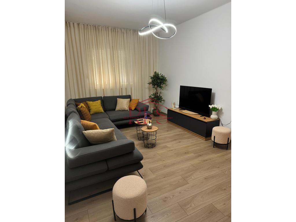 Gallery 01