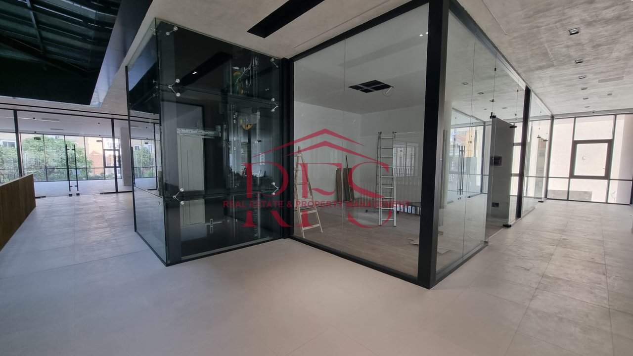 Business premises for rent in Tirana!
