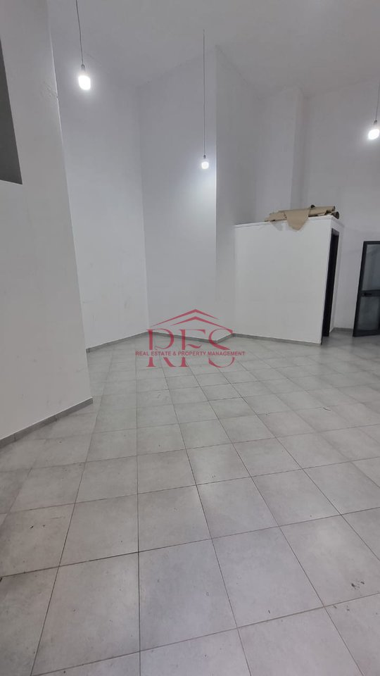 BUSINESS SPACE FOR RENT 120M2