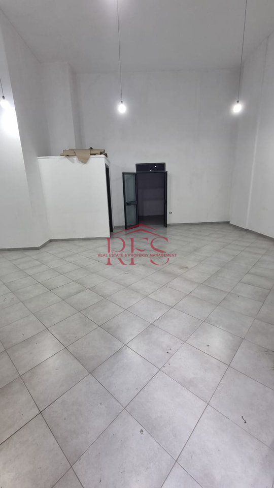 BUSINESS SPACE FOR RENT 120M2