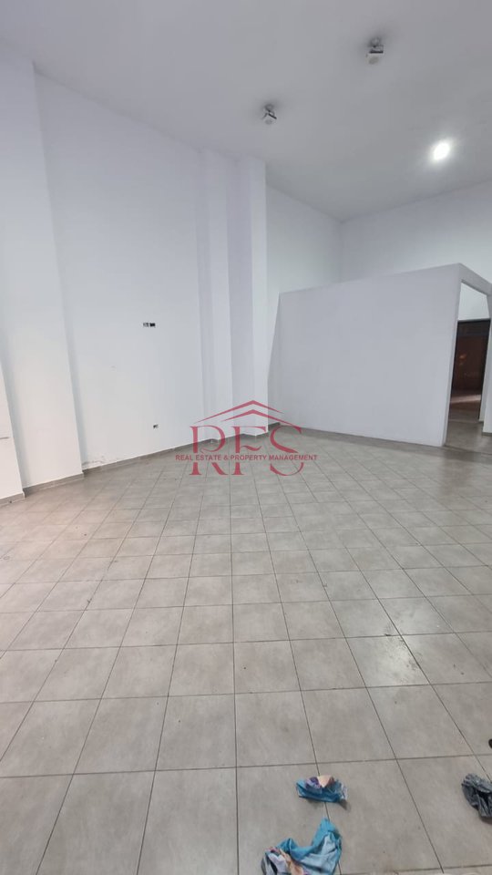 BUSINESS SPACE FOR RENT 120M2