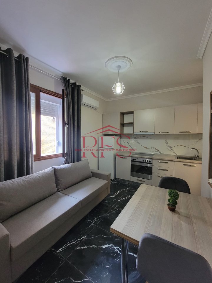 📌 Small 1+1 apartment for rent – “Karl Gega” School