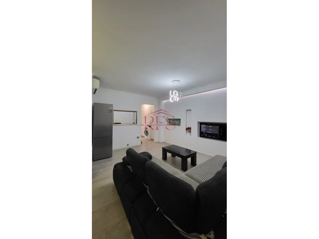 Gallery 01