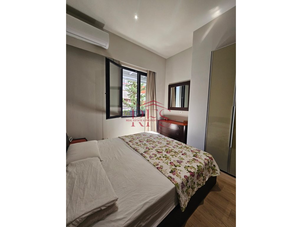 Gallery 01