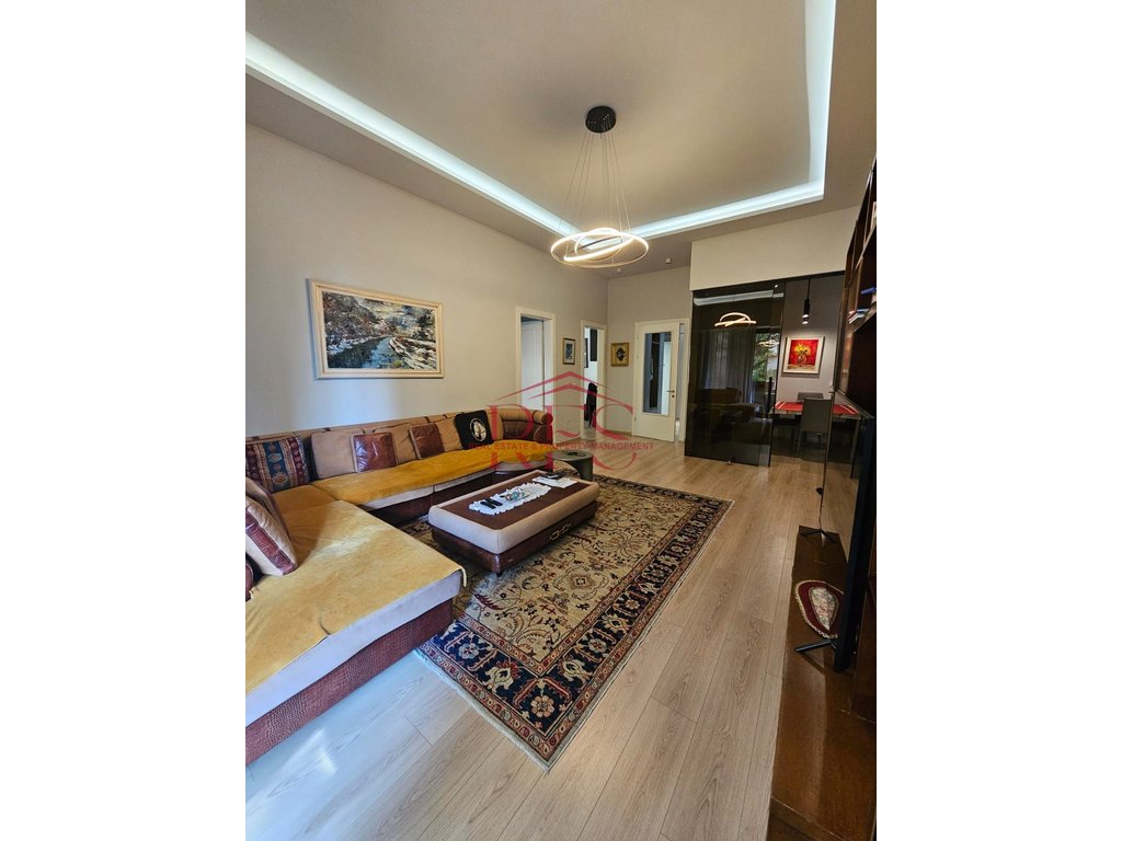 Gallery 01