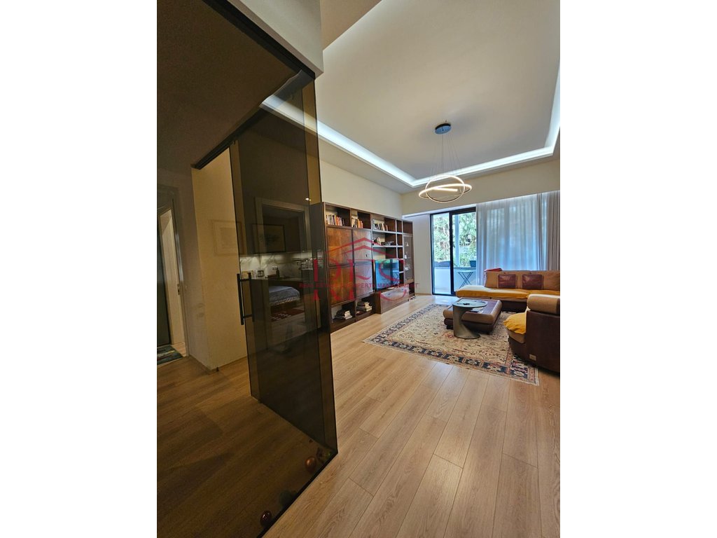 Gallery 01