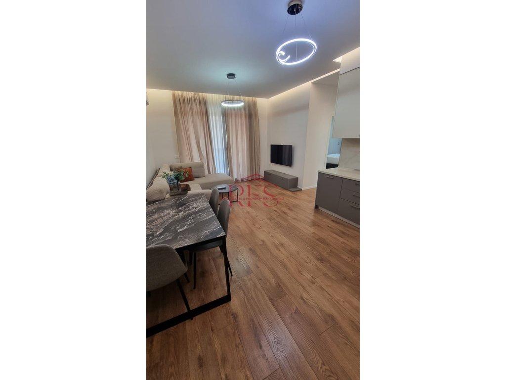 Gallery 01