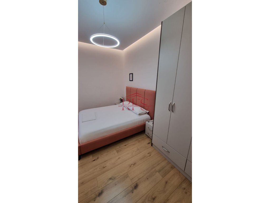 Gallery 01