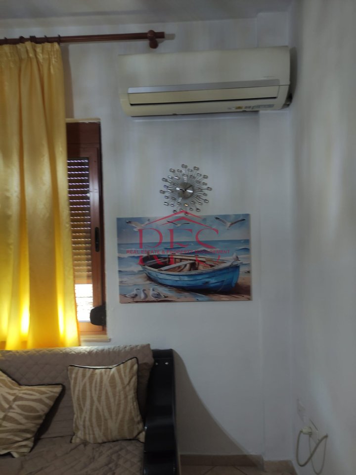 🏡 Jepet me qira kati i tretë i një vile trekatëshe prane SIRI KODRA