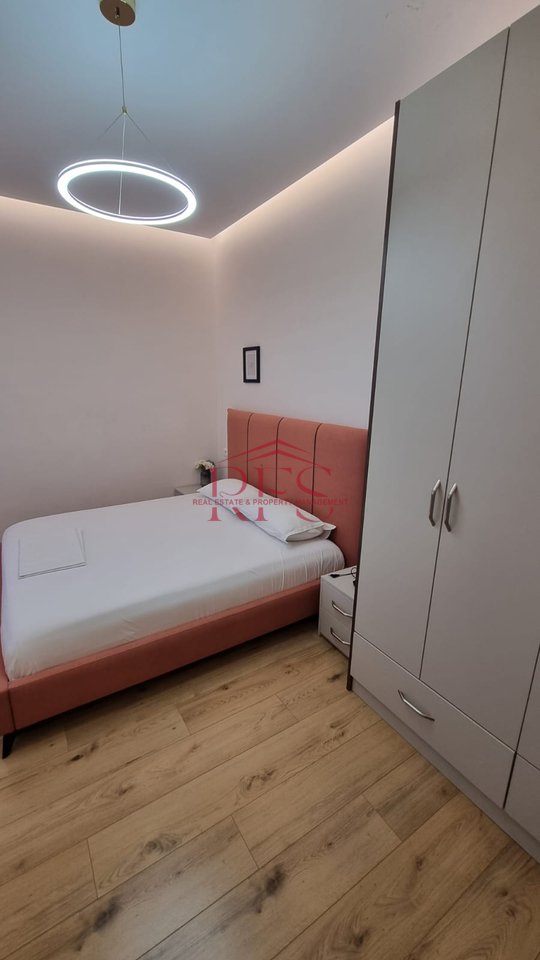 2+1 ME QERA TE RRUGA KOSOVAREVE