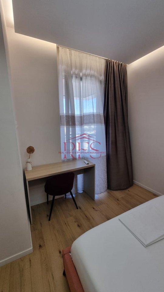 2+1 ME QERA TE RRUGA KOSOVAREVE